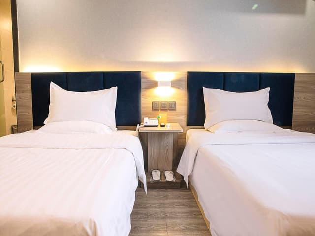 Featured Twin Room