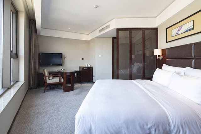Deluxe Suite, 2 Twin Beds, Non Smoking