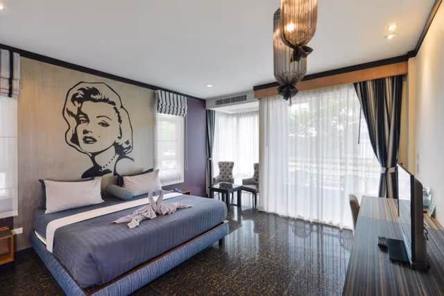 Deluxe Double Room with Seaview