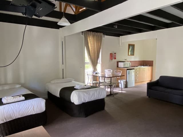 Loft, 2 Bedrooms, Jetted Tub