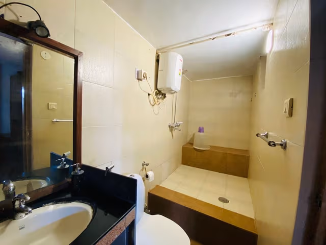Deluxe Room, Pool View