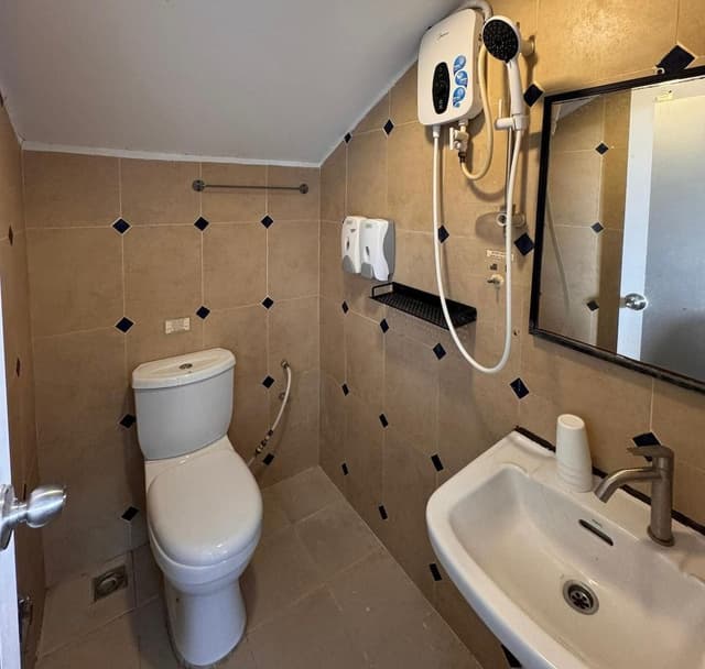 Garden Dorm Room (external toilet)