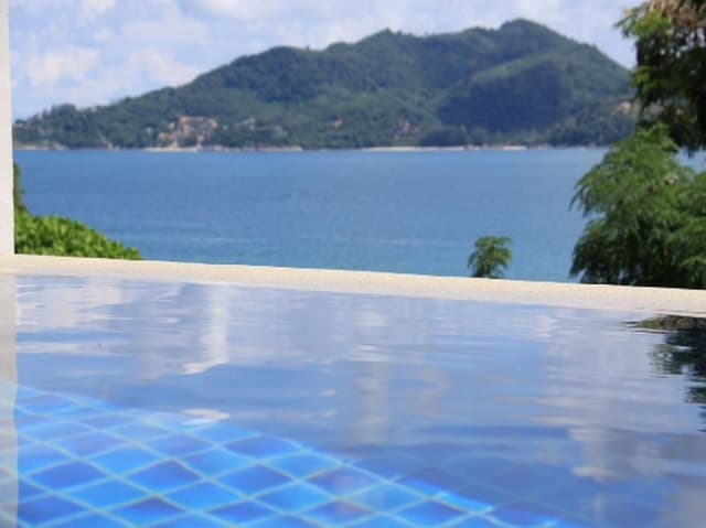 3-Bedroom Deluxe Villa