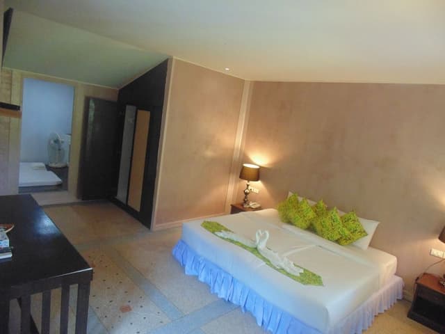 Family Room (1 Double Bed with 2 Mattresses in Connecting Room)
