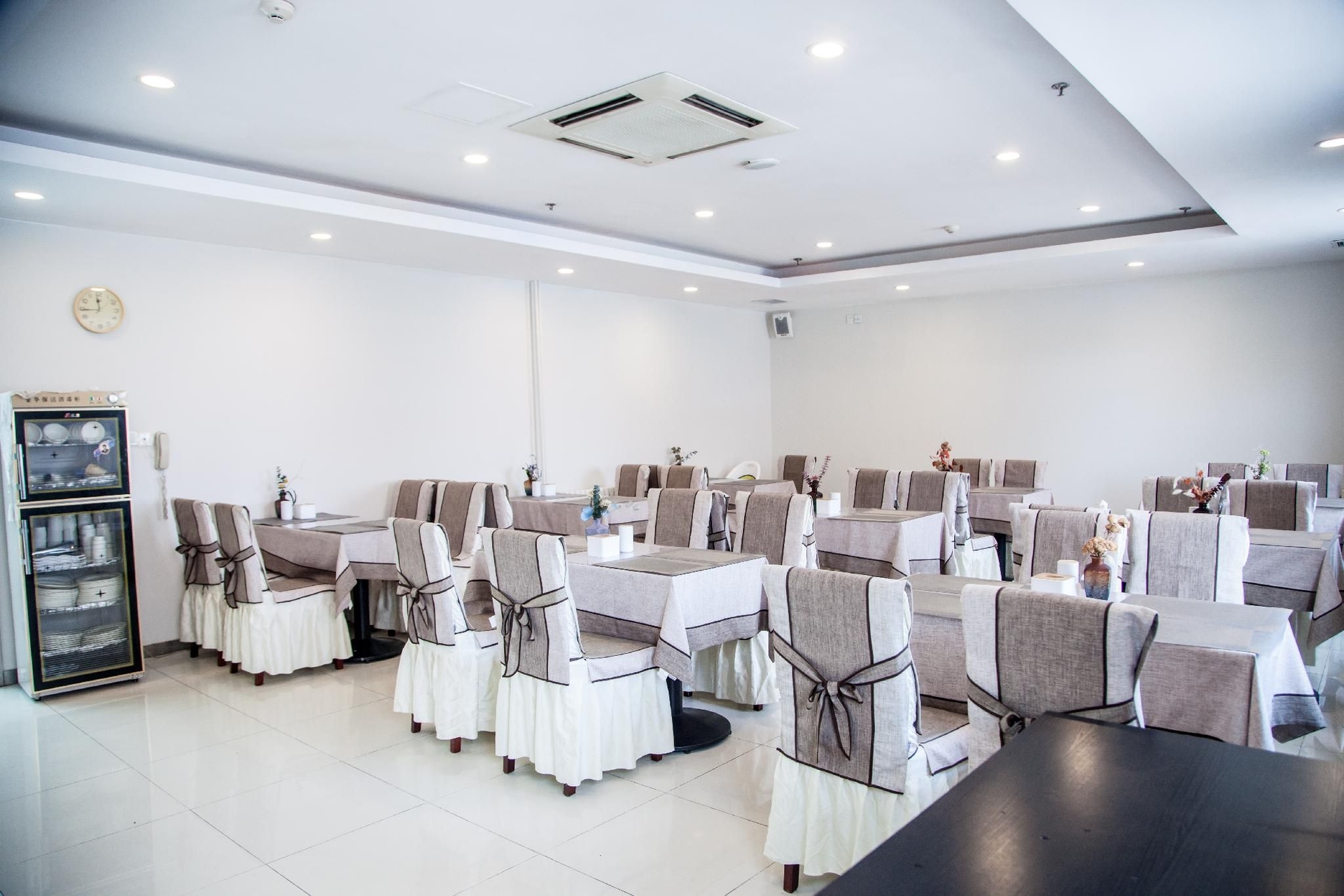 Hanting Hotel Weinan Railway Station1