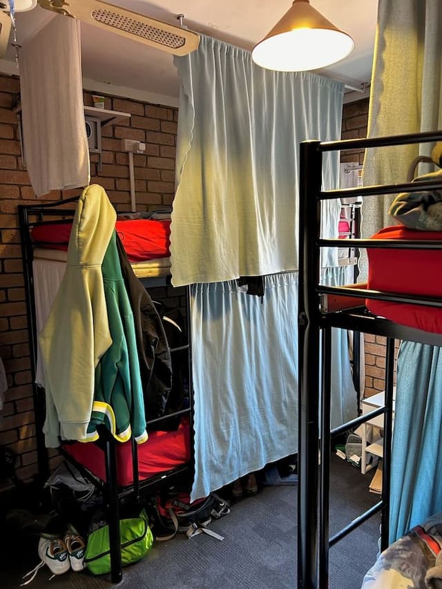 Shared Dormitory, Mixed Dorm (4 Share)