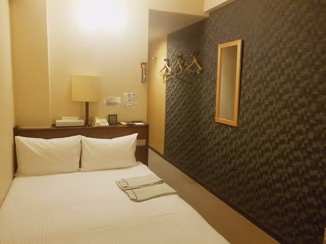 Semi-Double Room