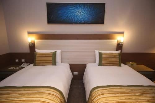 Twin Bed - No Window