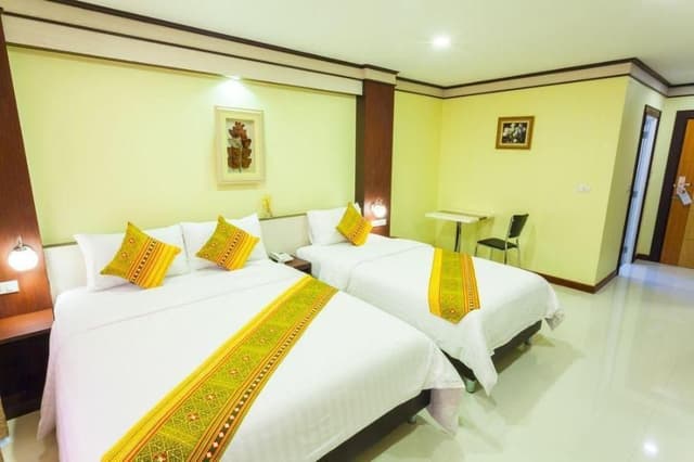 Deluxe Twin Room