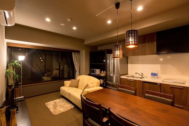 Garden Terrace Apartment West