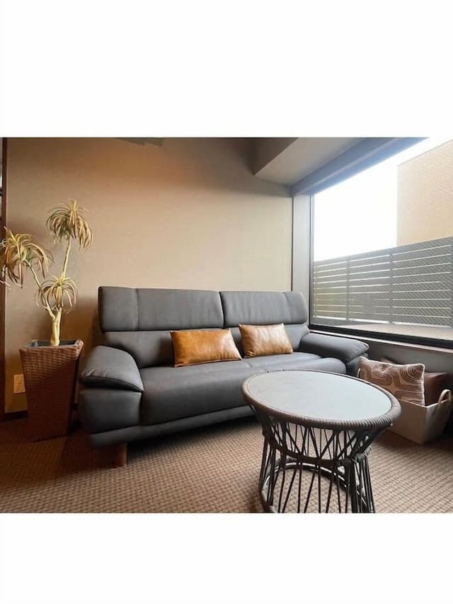 Garden Terrace Apartment West
