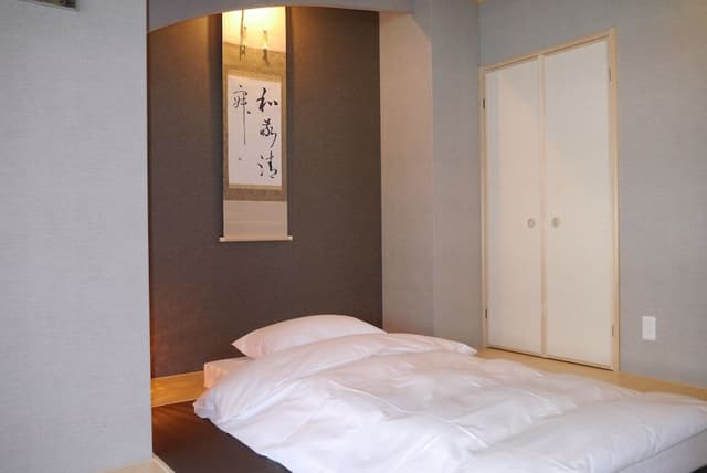 Family Suite, 3 Bedrooms, Jetted Tub, City View