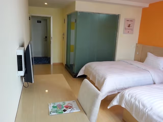 7 Days - Zizhu Twin Room