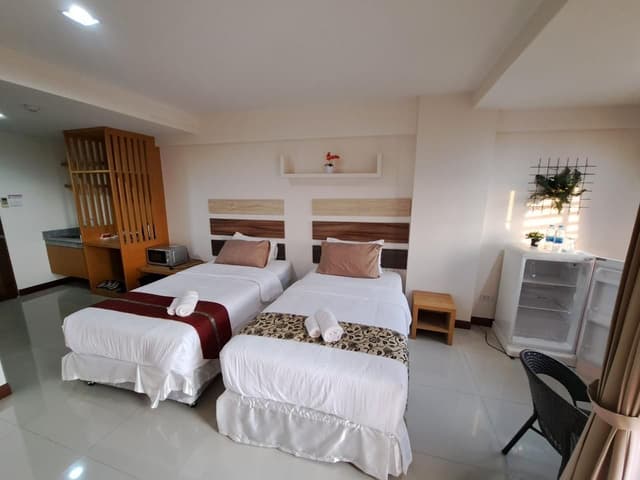 Triple Suite