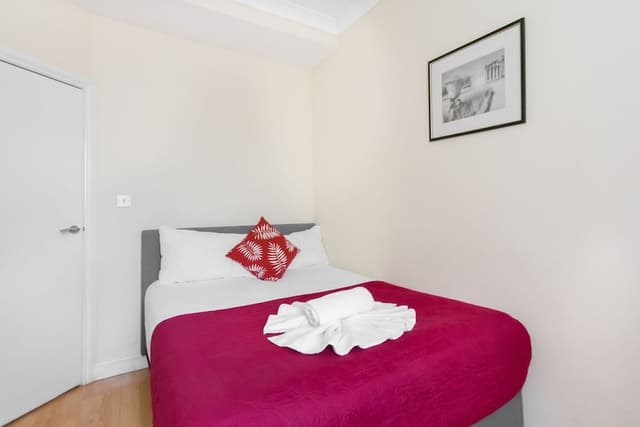 Deluxe Apartment, Private Bathroom (4)
