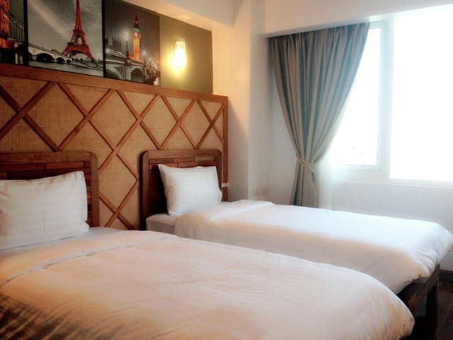 Deluxe Twin Room