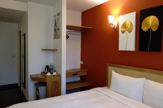 Deluxe King Room