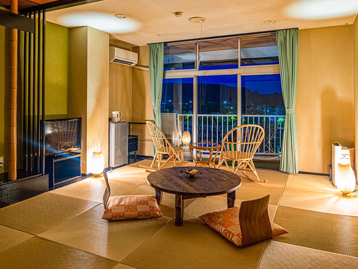 คาเมะยามะ ออนเซ็น โฮเต็ล (Kameyama Onsen Hotel)0