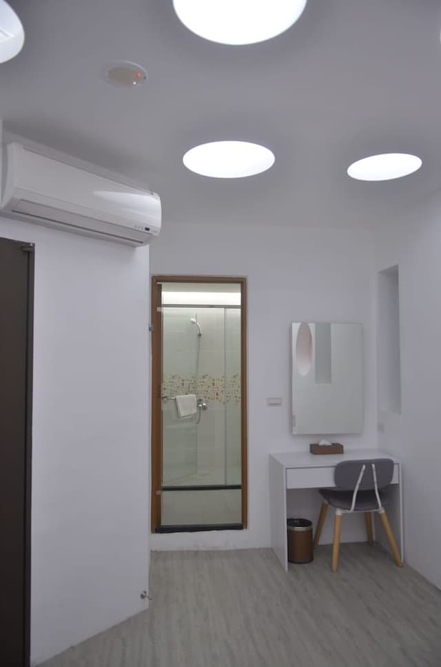 Business Single Room
