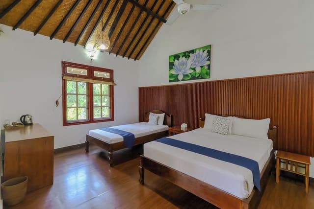 Family Room (1 Double bed & 2 Single bed) with pool view