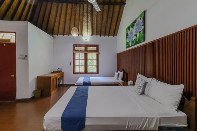 Family Room (1 Double bed & 2 Single bed) with pool view