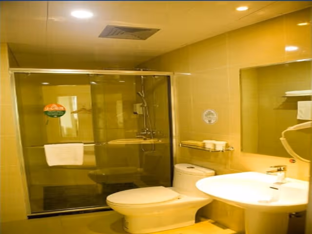 Hotel Queen Room
