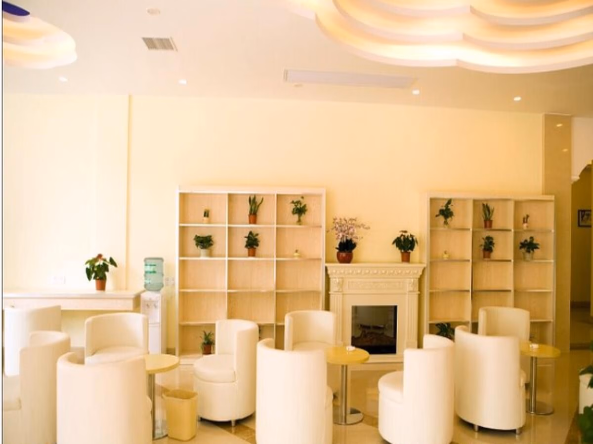 กรีนทรี อินน์ เซียงซาน ทรานสปอร์เตชั่นเซ็นเตอร์ ไป่หัวโร้ด (GreenTree Inn Xiangshan Transportation Center Bai Hua Road)2
