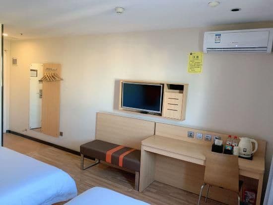Featured Twin Room