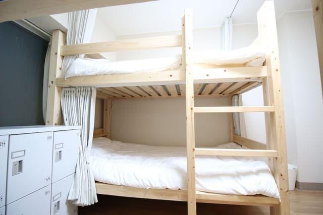 Bed in 6-Bed Female Dormitory Room, Non Smoking
