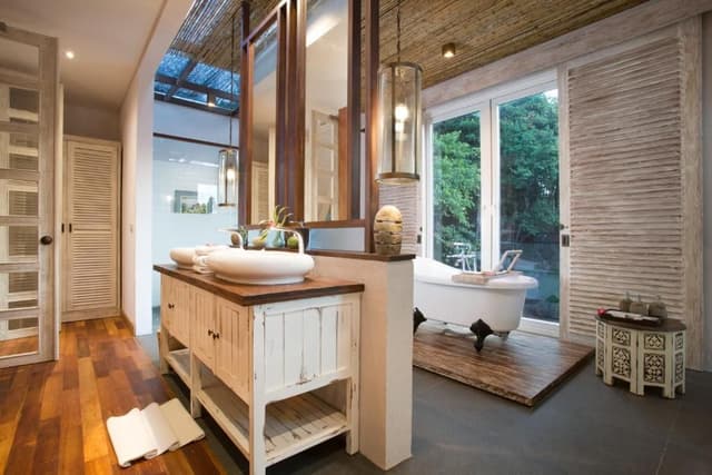 Ocean Front Mangrove Villa with with Free Exclusive Benefit