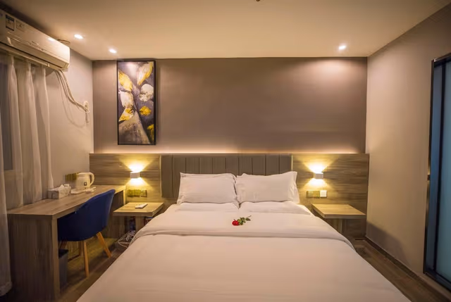 WH -Light Enjoyment Bed Room