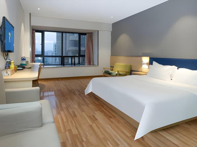 Select Bed Room