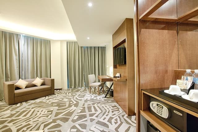 Executive Room