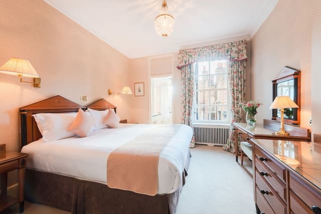 Traditional Apartment, 1 Bedroom, Non Smoking, Kitchen