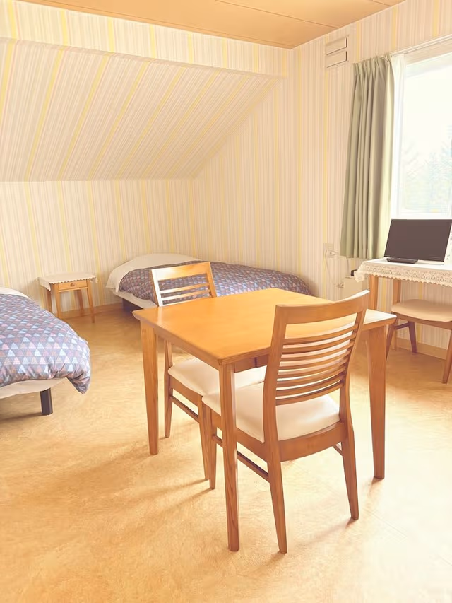 Twin Room, Shared Bathroom