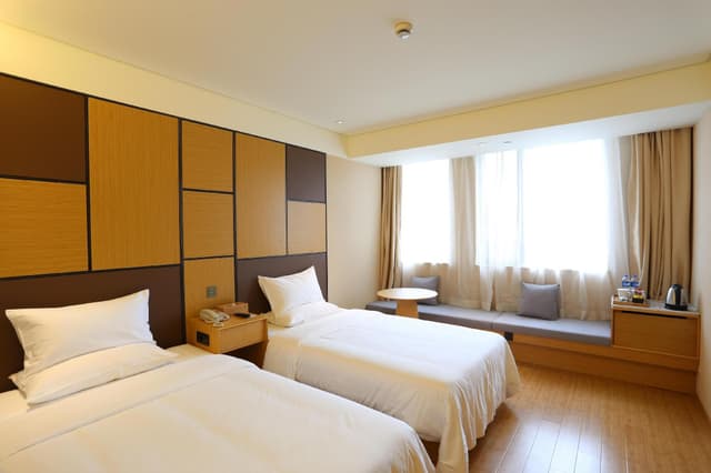 Twin Superior Room