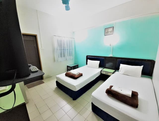 Basic Twin Room