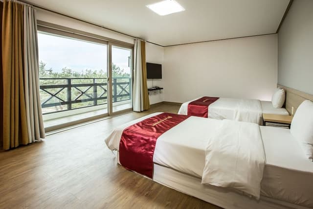 Standard Room, Non Smoking (Cooking not available, Bed type random)