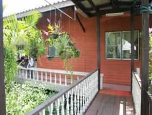 บ้านบนโฮมสเตย์ อัมพวา บ้านบนโฮมสเตย์ อัมพวา