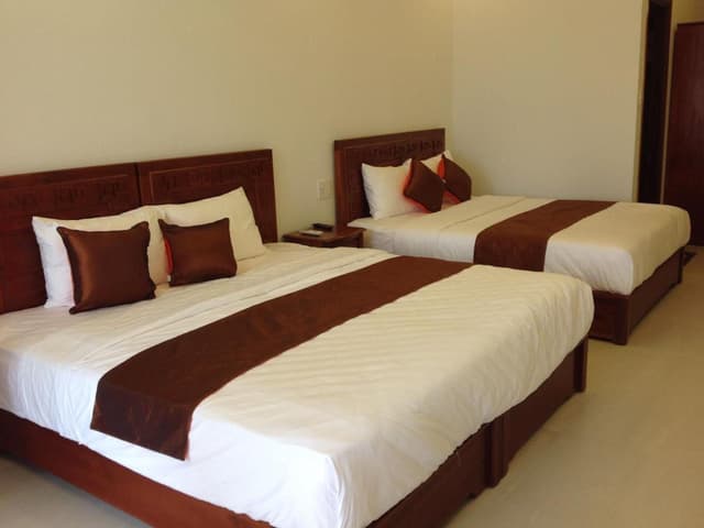 Deluxe Double or Twin - with City View