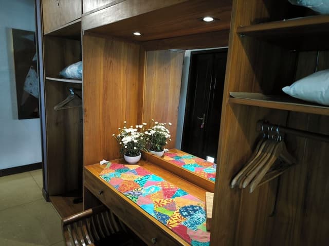 Deluxe Studio Suite