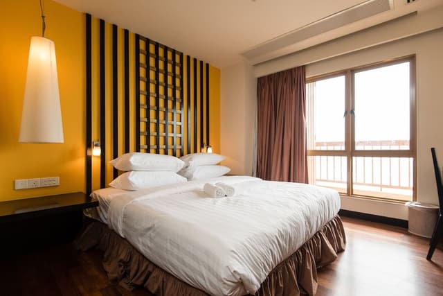 Executive Suite