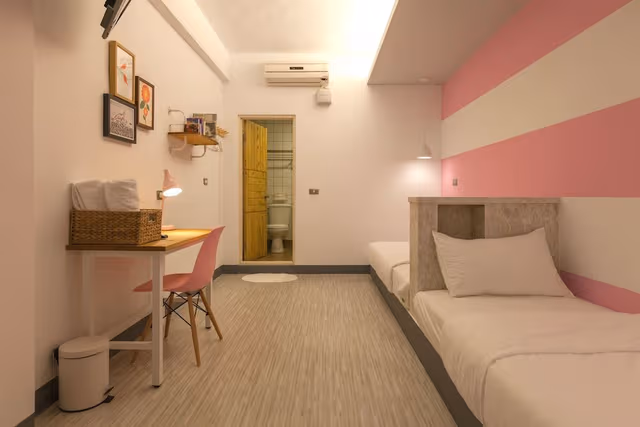 Small Twin Room, No Windows