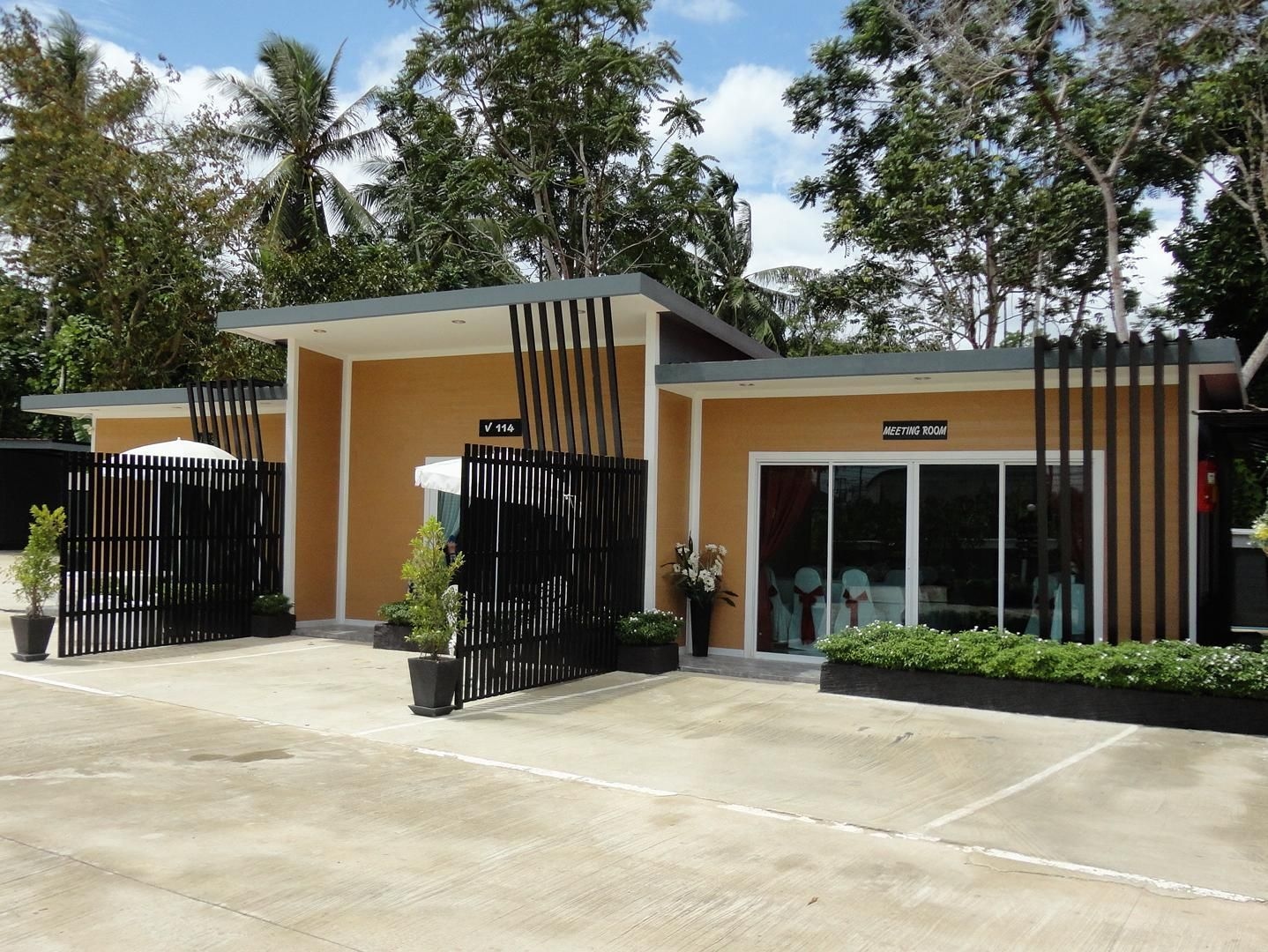 เลิฟ ยู รีสอร์ต (Love You Resort)1