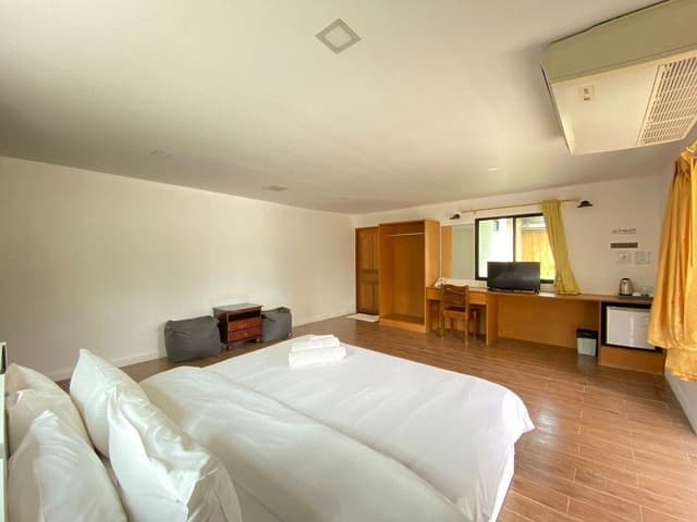 Oasis Sport Room