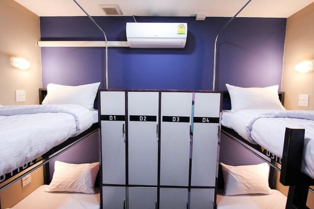 4 Beds Mixed Dormitory