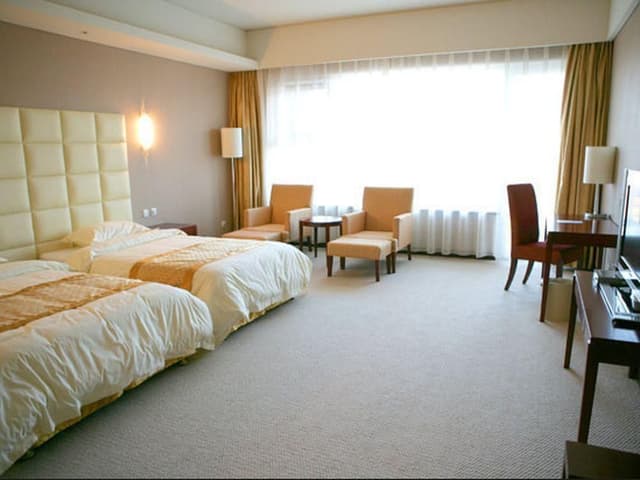Deluxe Twin Bed