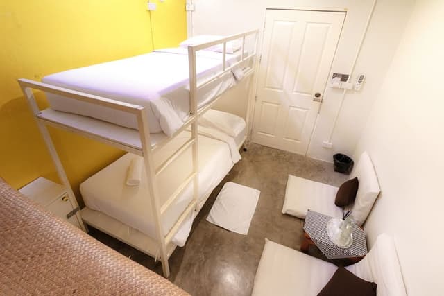 Basic Quadruple Room, 1 Bedroom