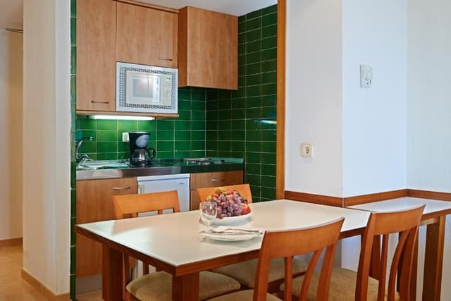 1 Bedroom Apartment Side Sea View
