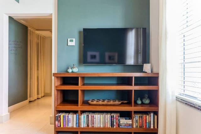 Two-Bedroom Apartment (Self Check-in)